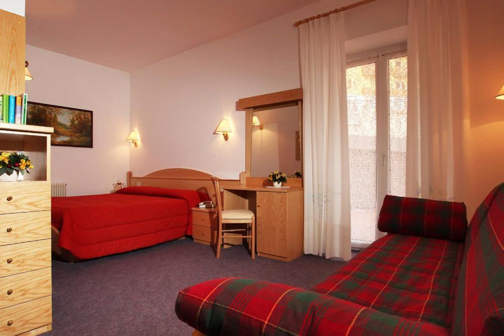 Hotel Garni Villanova Мольвено Номер фото