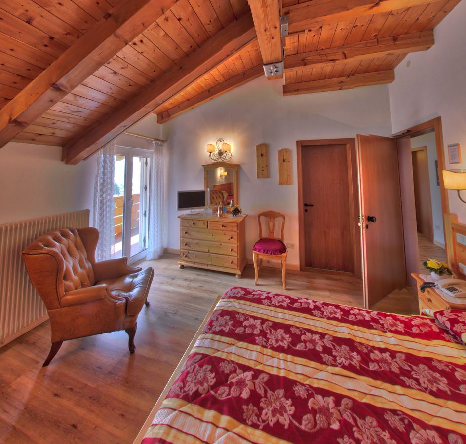Hotel Garni Villanova Мольвено Екстер'єр фото