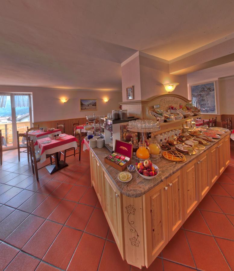 Hotel Garni Villanova Мольвено Екстер'єр фото